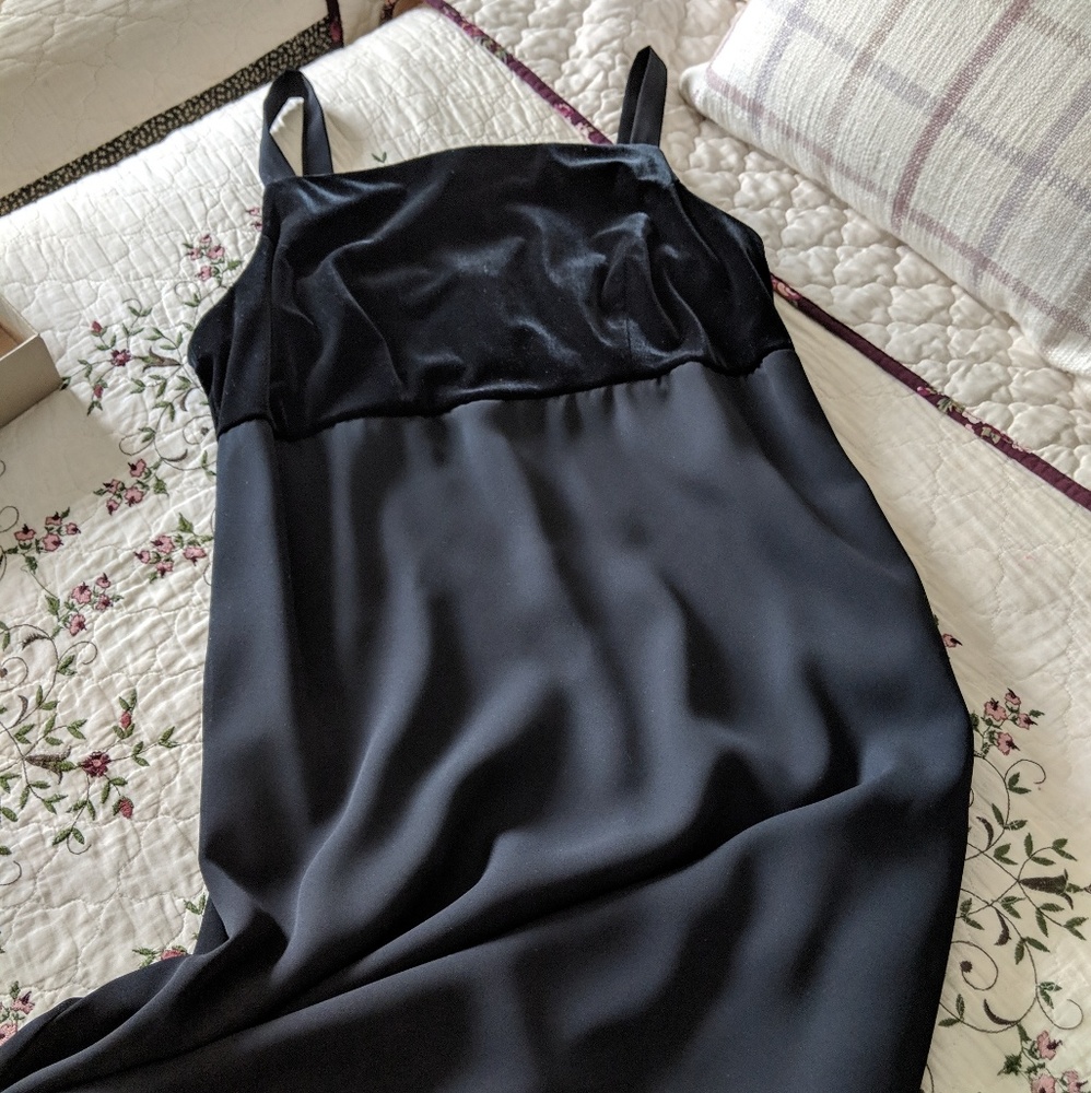 Vintage black maxi Gown velvet top evening dress